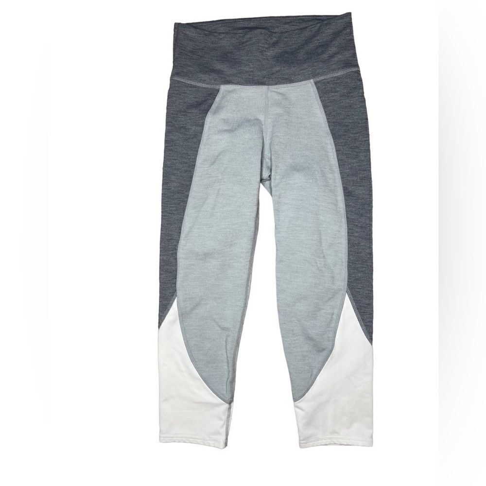 Athleta cropped colorblock leggings size XS